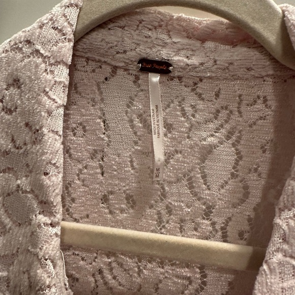 Free People Boho Soft Pink Lace Long Sleeve Button Up Shirt-Sz Med - Picture 5 of 13